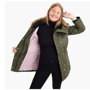 J. Crew • The Perfect Winter Patka with Eco-Friendly PrimaLoft in Dark Green